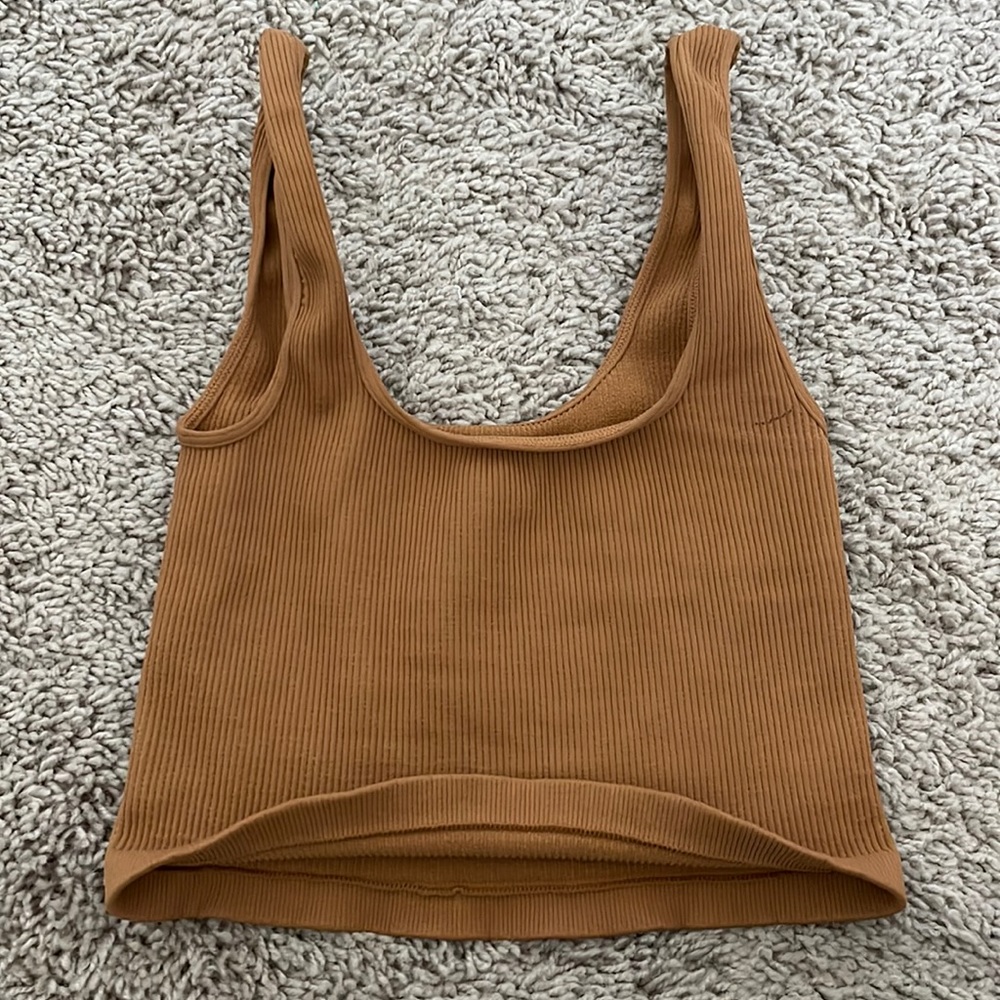 NWOT FREE PEOPLE CROP TOP